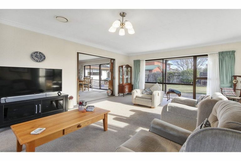 Photo of property in 1 Kinley Street, Rangiora, 7400