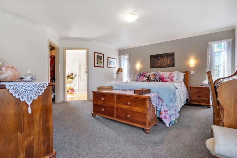 Photo of property in 2 Vaucluse Drive, Nukuhau, Taupo, 3330