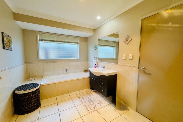 Photo of property in 23 Malta Crescent, Katikati, 3129