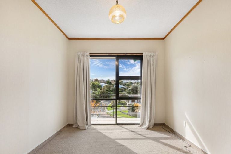 Photo of property in 29 Omokoroa Road, Omokoroa, 3114