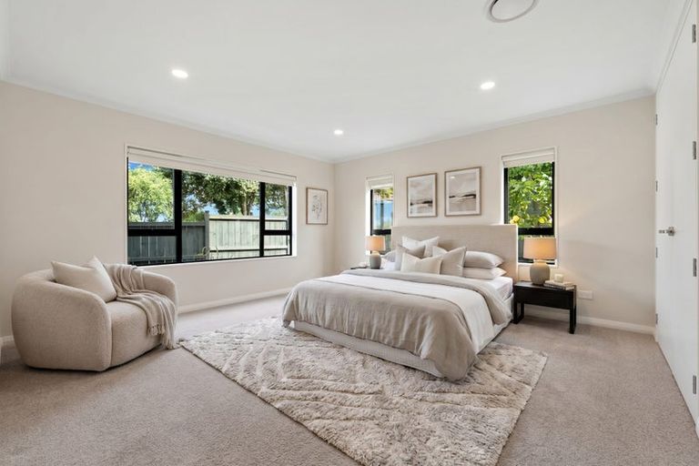 Photo of property in 39a Edgeworth Road, Glenfield, Auckland, 0629