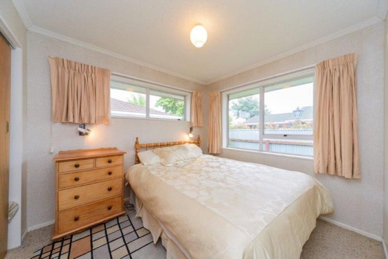 Photo of property in 11a Woodfield Avenue, Roslyn, Palmerston North, 4414
