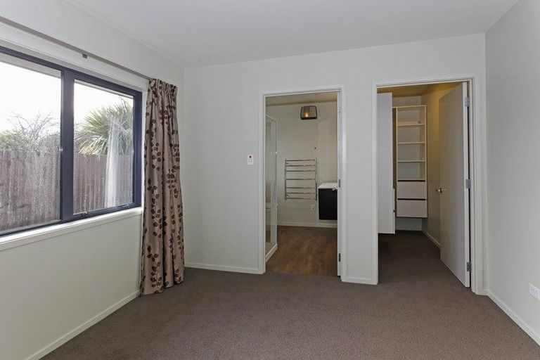 Photo of property in 11 Braddon Street, Addington, Christchurch, 8024