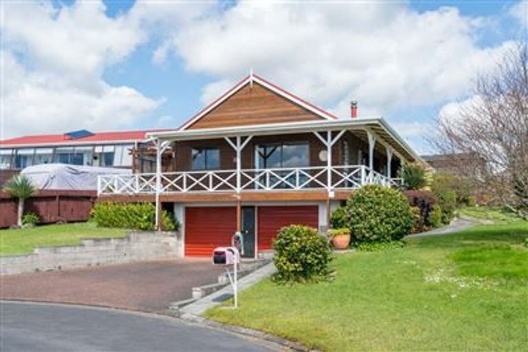 Photo of property in 10 Moana Terrace, Snells Beach, 0920