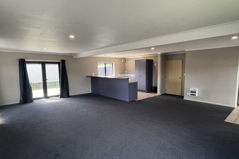 Photo of property in 1 Cleland Street, Palmerston North, 4410