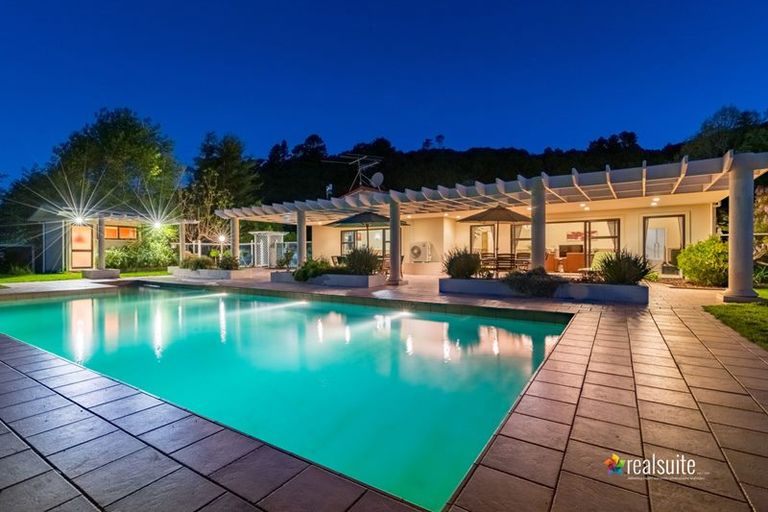 Photo of property in 201d Katherine Mansfield Drive, Whitemans Valley, Upper Hutt, 5371