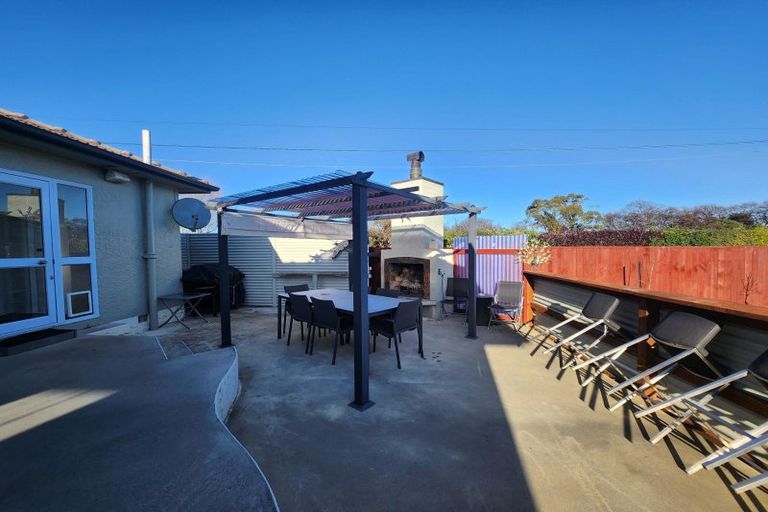 Photo of property in 74 Awamoa Road, Holmes Hill, Oamaru, 9401