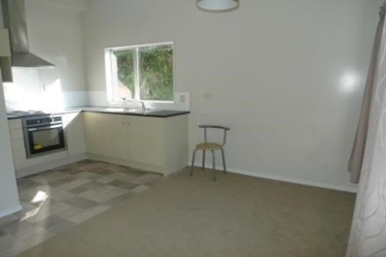 Photo of property in 167b Newlands Road, Newlands, Wellington, 6037