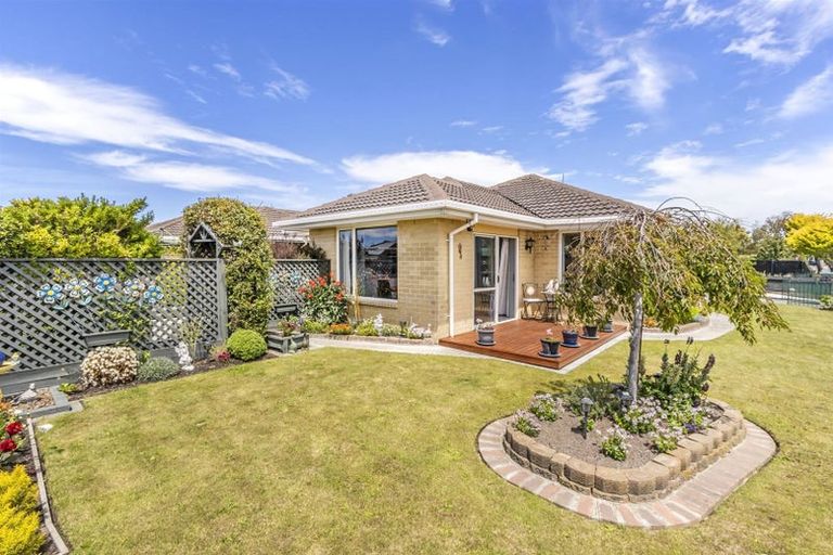 Photo of property in 126 Saint Johns Street, Bromley, Christchurch, 8062