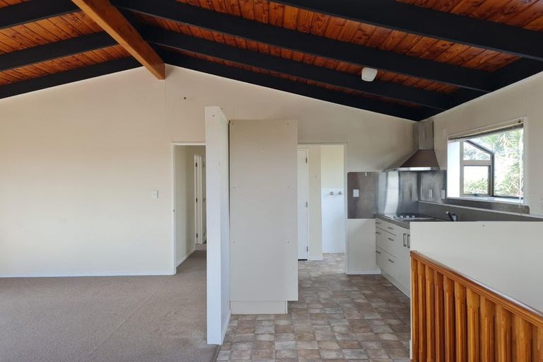 Photo of property in 1/74 Stanmore Bay Road, Stanmore Bay, Whangaparaoa, 0932