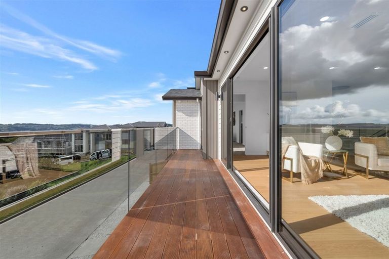 Photo of property in 3 Rakiraki Place, Flat Bush, Auckland, 2019