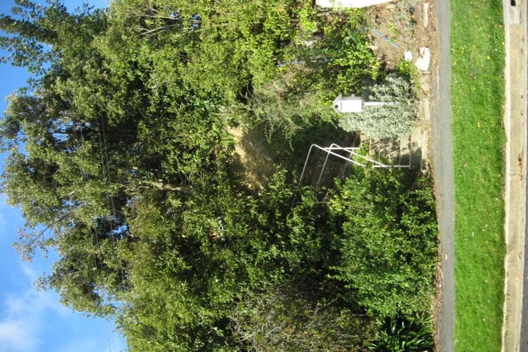 Photo of property in 81 Easther Crescent, Kew, Dunedin, 9012