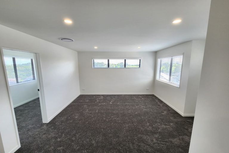 Photo of property in 32 Jabal Crescent, Totara Park, Auckland, 2105