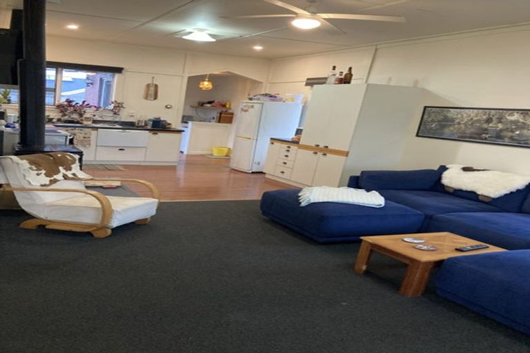 Photo of property in 66 London Street, Hampden, 9410