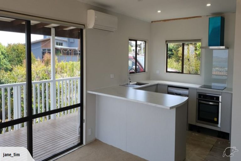 Photo of property in 106 Centennial Drive, Whitianga, 3510