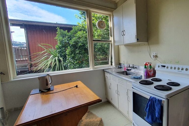 Photo of property in 98 Nairn Street, Mount Cook, Wellington, 6011