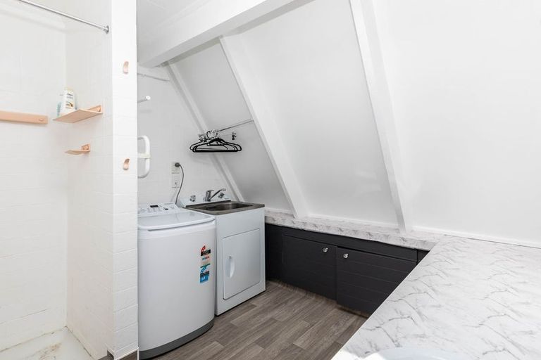 Photo of property in 8 Leith Crescent, Greymouth, 7805