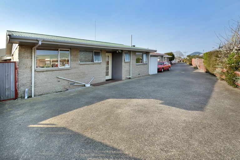 Photo of property in 14g Wesley Street, South Dunedin, Dunedin, 9012
