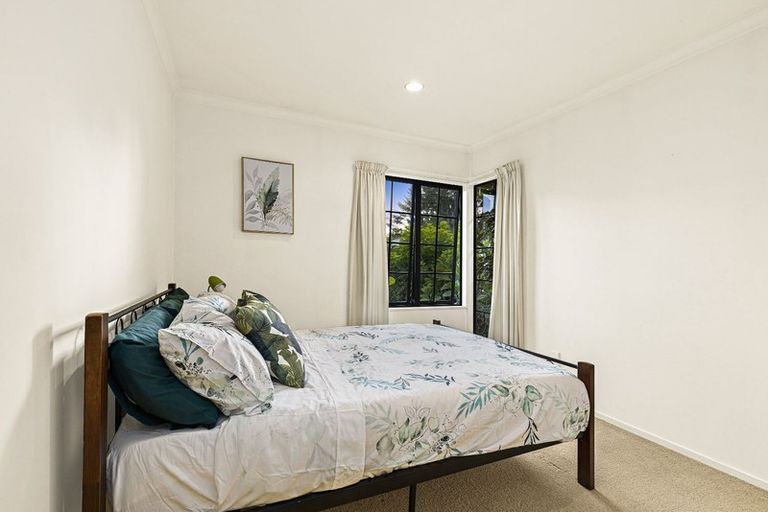 Photo of property in 5 Ruze Vida Drive, Massey, Auckland, 0614