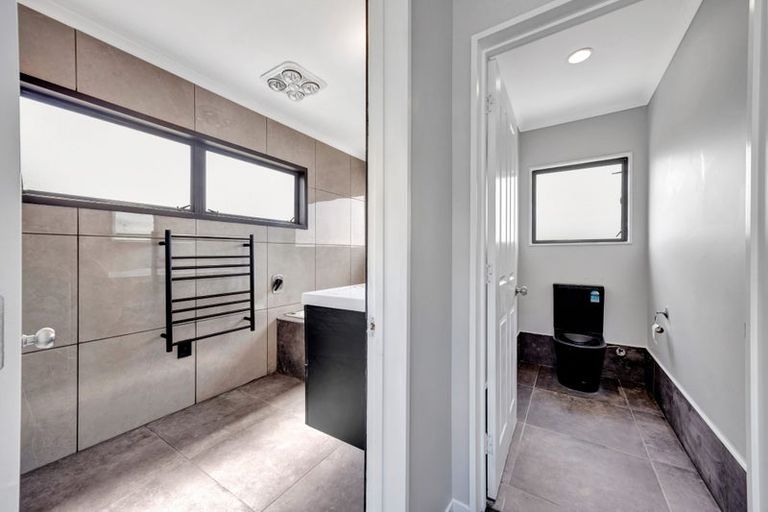 Photo of property in 25 Montrose Crescent, Huntington, Hamilton, 3210