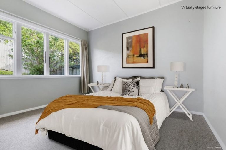 Photo of property in 18 Walden Street, Strathmore Park, Wellington, 6022