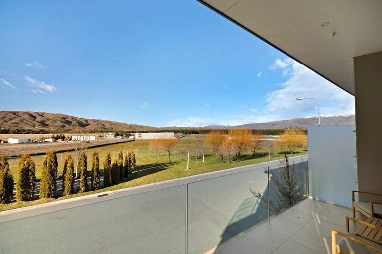 Photo of property in 20 Monaco Drive, Cromwell, 9384