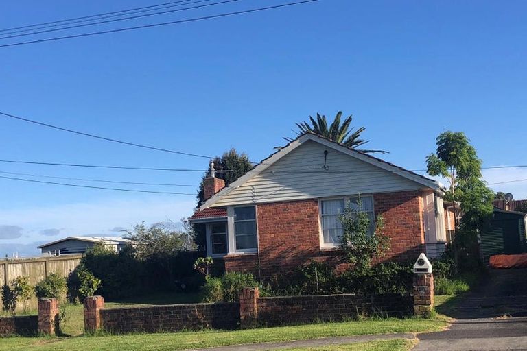 Photo of property in 34 Roberts Avenue, Bayswater, Auckland, 0622