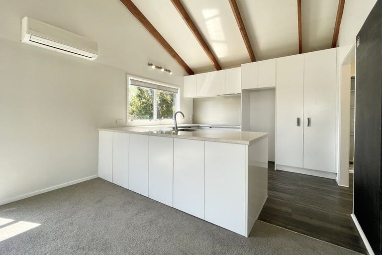 Photo of property in 10 Brian Crescent, Stanmore Bay, Whangaparaoa, 0932
