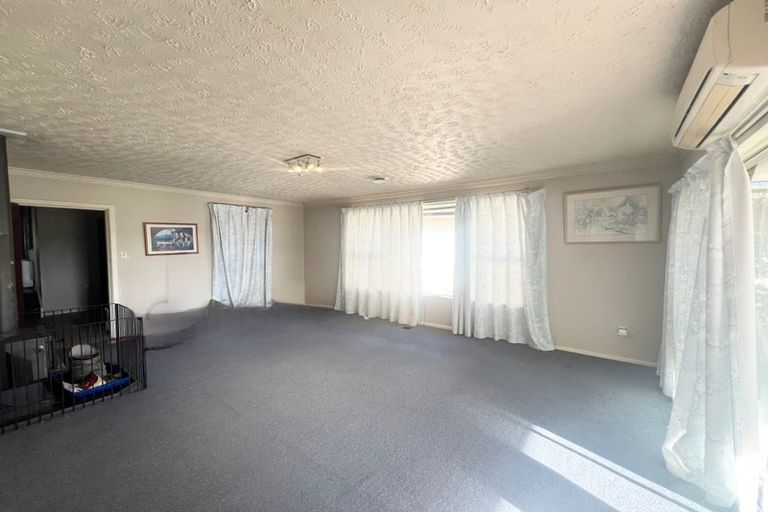 Photo of property in 18 Bidwell Place, Hillmorton, Christchurch, 8025