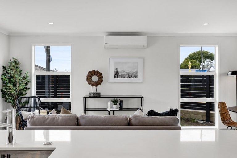 Photo of property in 33a List Street, Welbourn, New Plymouth, 4310