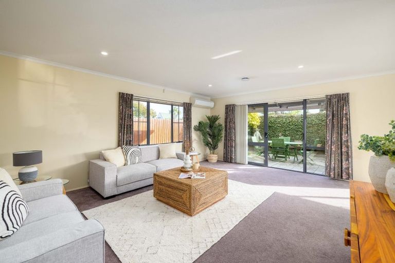 Photo of property in 1/156 Blighs Road, Strowan, Christchurch, 8052