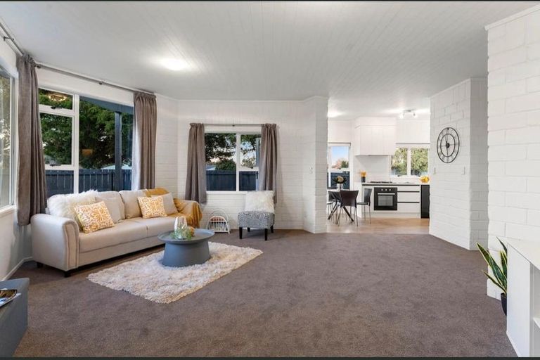 Photo of property in 26 Oratu Place, Manurewa, Auckland, 2102
