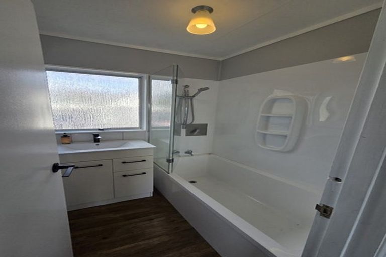 Photo of property in 4 Desmond Place, Bell Block, New Plymouth, 4312