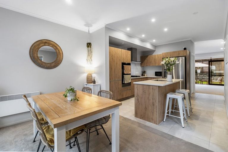 Photo of property in 8 Killick Place, Long Bay, Auckland, 0630