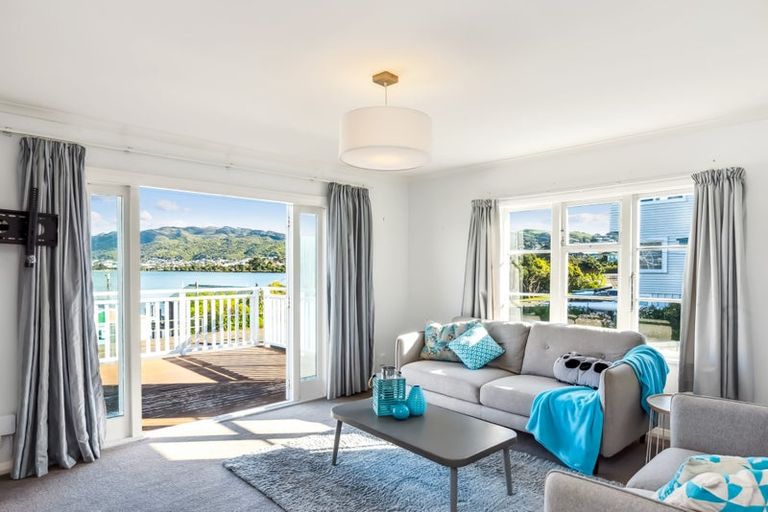 Photo of property in 7 Onepoto Road, Titahi Bay, Porirua, 5022