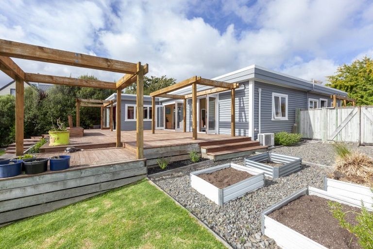 Photo of property in 14 Goldsborough Avenue, Raumati Beach, Paraparaumu, 5032