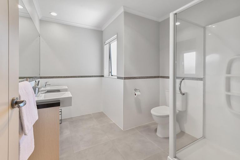 Photo of property in 10 Bayvista Drive, Karaka, Papakura, 2113