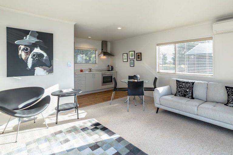 Photo of property in 1 Campbell Drive, Martinborough, 5711