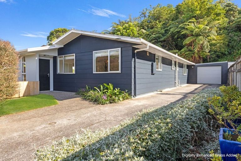 Photo of property in 9 Ambury Place, Merrilands, New Plymouth, 4312