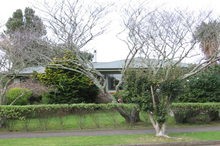 Photo of property in 18 Erin Street, Hokowhitu, Palmerston North, 4410