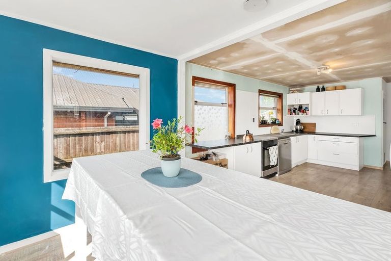 Photo of property in 73 Bentley Street, Russley, Christchurch, 8042