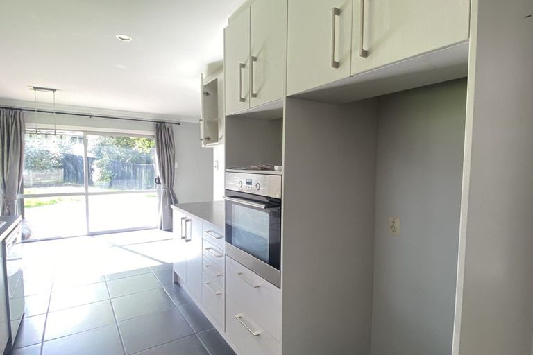 Photo of property in 67 Reynella Drive, Massey, Auckland, 0614