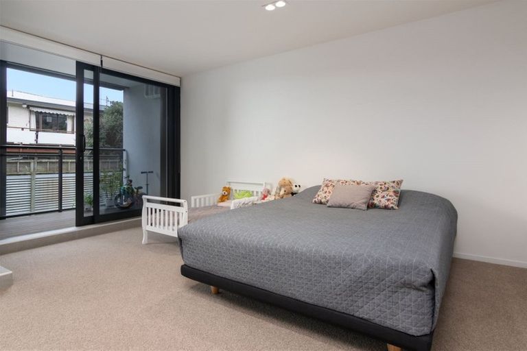 Photo of property in 2-06/424 Maunganui Road, Mount Maunganui, 3116