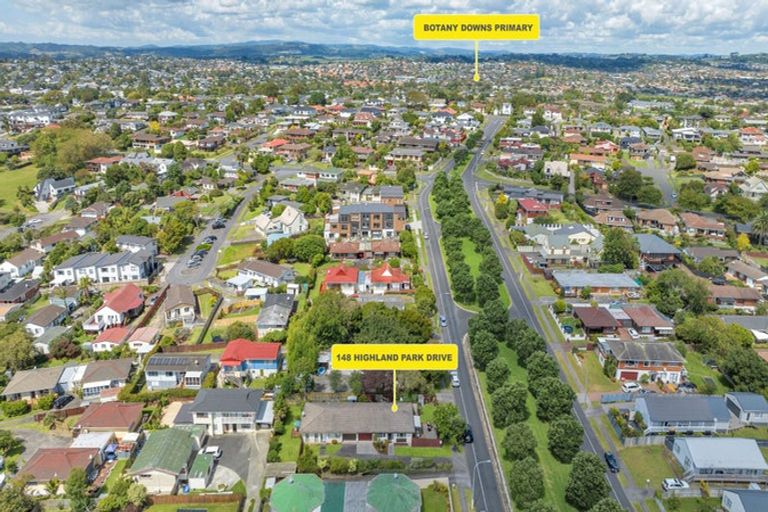 Photo of property in 1/48 Highland Park Drive, Highland Park, Auckland, 2010