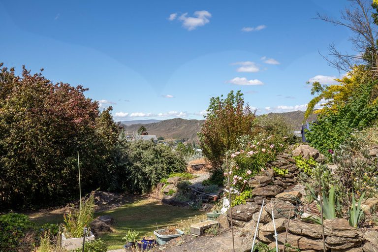 Photo of property in 11 Kamaka Crescent, Bridge Hill, Alexandra, 9320