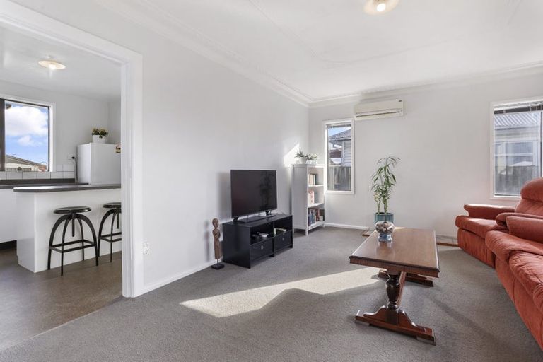 Photo of property in 1/28 Neill Street, Hornby, Christchurch, 8042