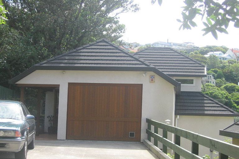 Photo of property in 4 Moana Road, Kelburn, Wellington, 6012