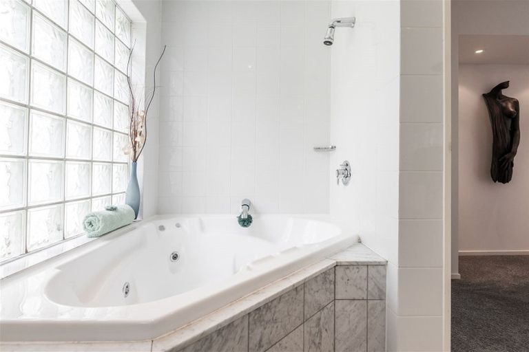 Photo of property in 170 Attwood Road, Paremoremo, Auckland, 0632