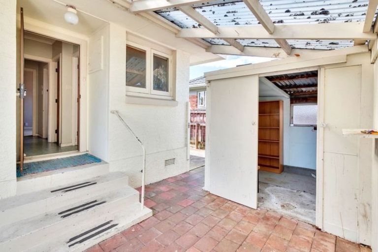 Photo of property in 1/5 Cameron Street, Papakura, 2110