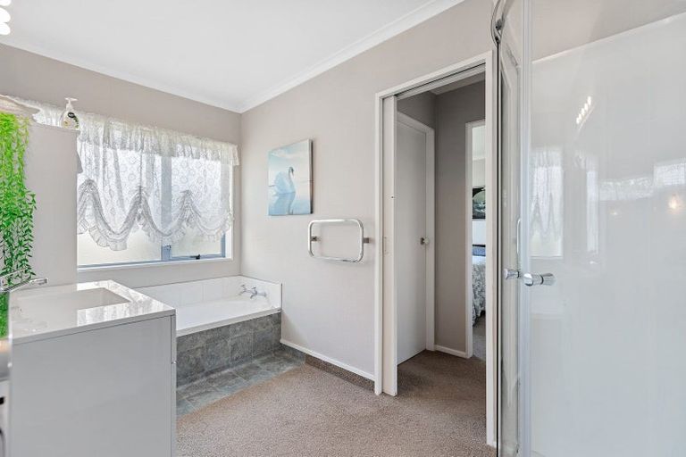 Photo of property in 12 Kentia Avenue, Mount Maunganui, 3116